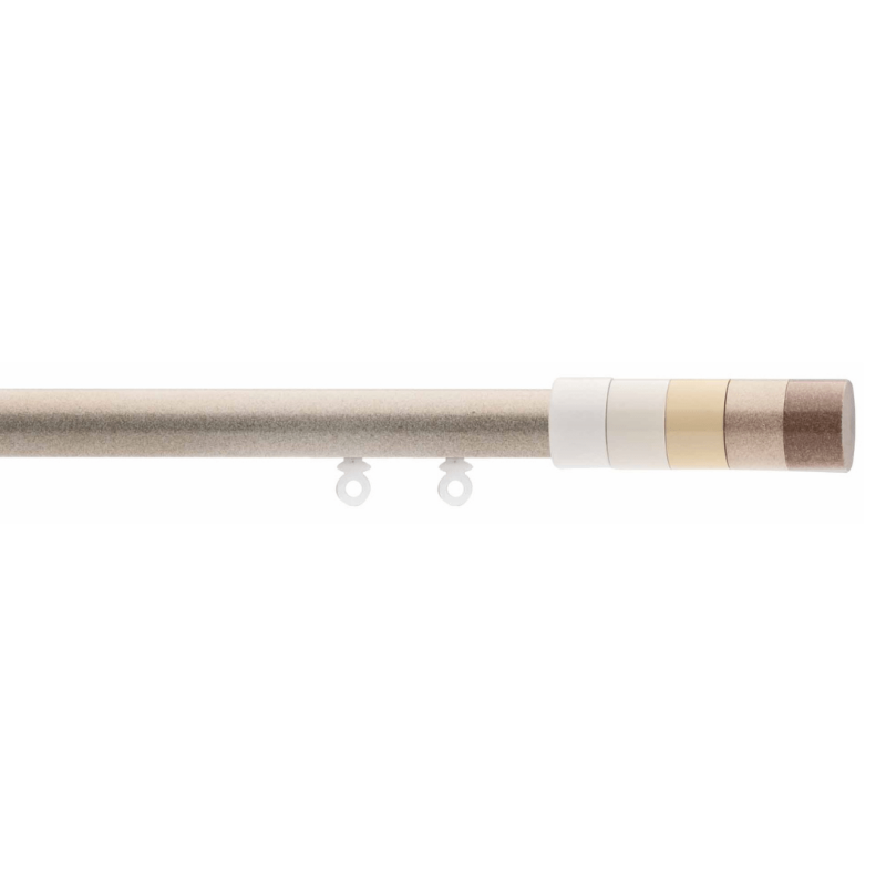 Bastoni per tende con sfumature di beige